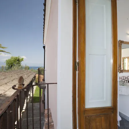 Capo Santa Fortunata 4* Península Sorrentina